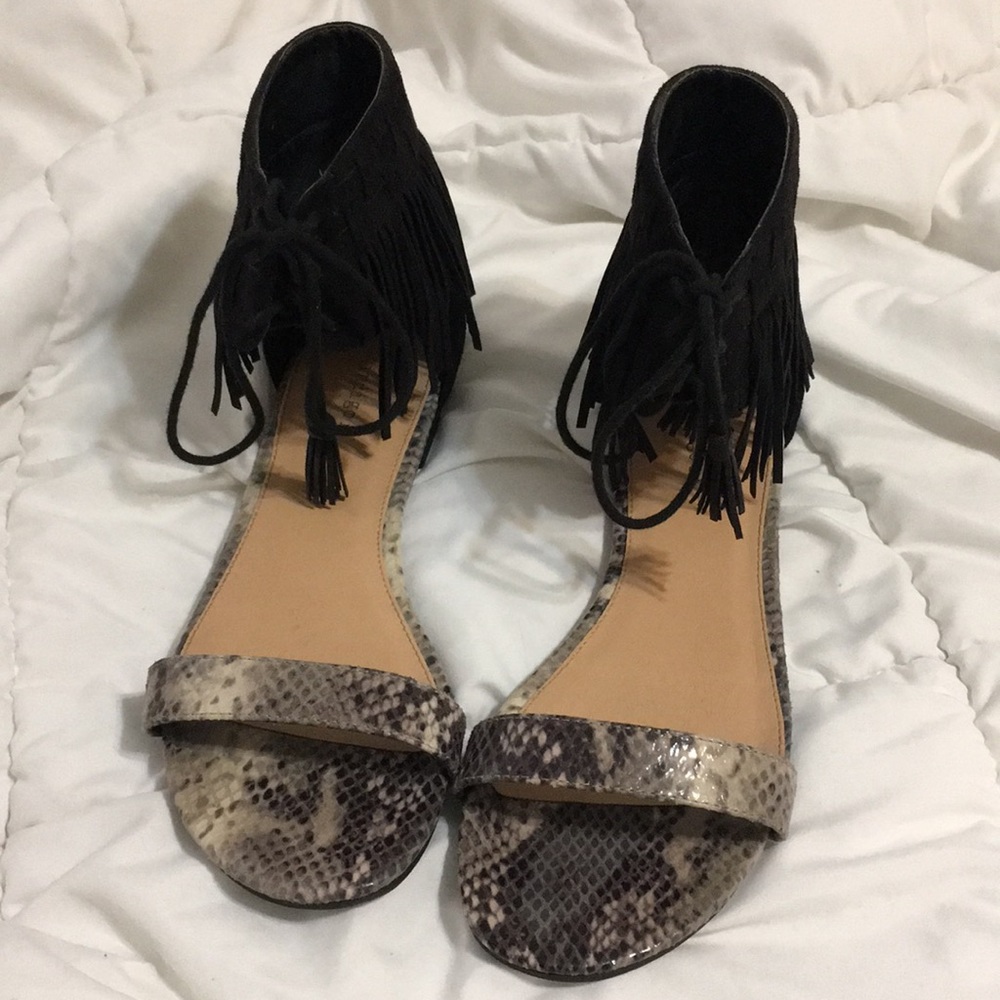 Tassel, snake skin Sandals.